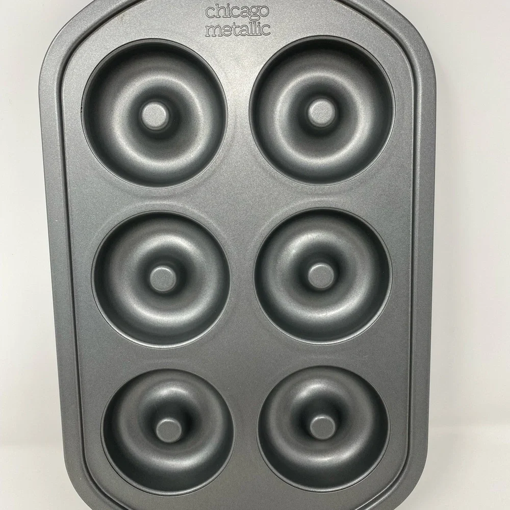 Chicago Metallic Non-Stick Donut Pan